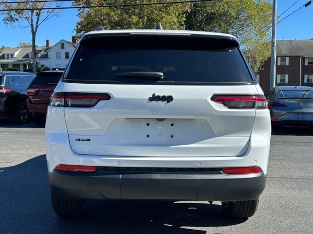 New 2025 Jeep Grand Cherokee L Altitude X Sport Utility