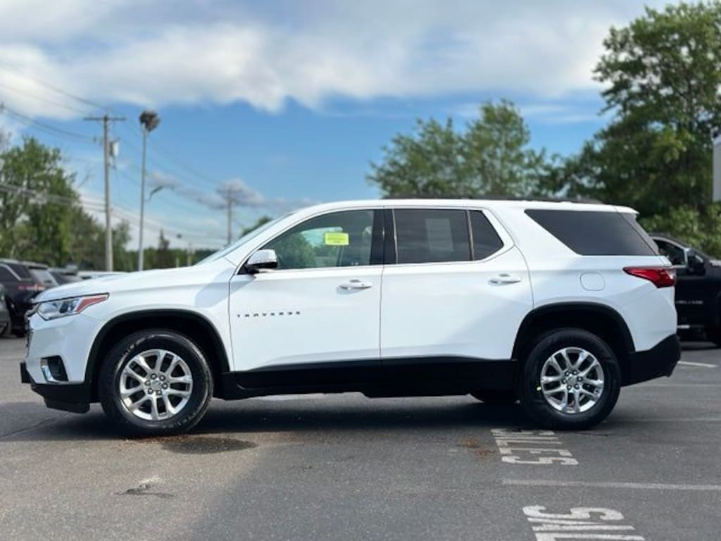 Used 2020 Chevrolet Traverse LT SUV