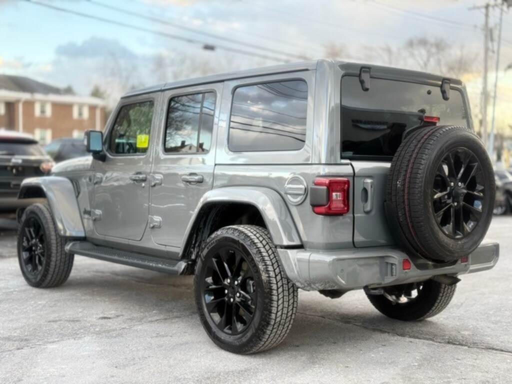 Used 2023 Jeep Wrangler Altitude SUV