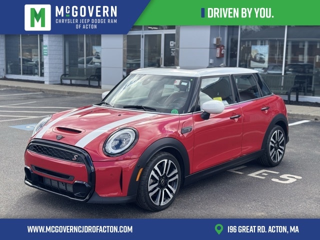 2024 MINI Hardtop 4 Door S's photo