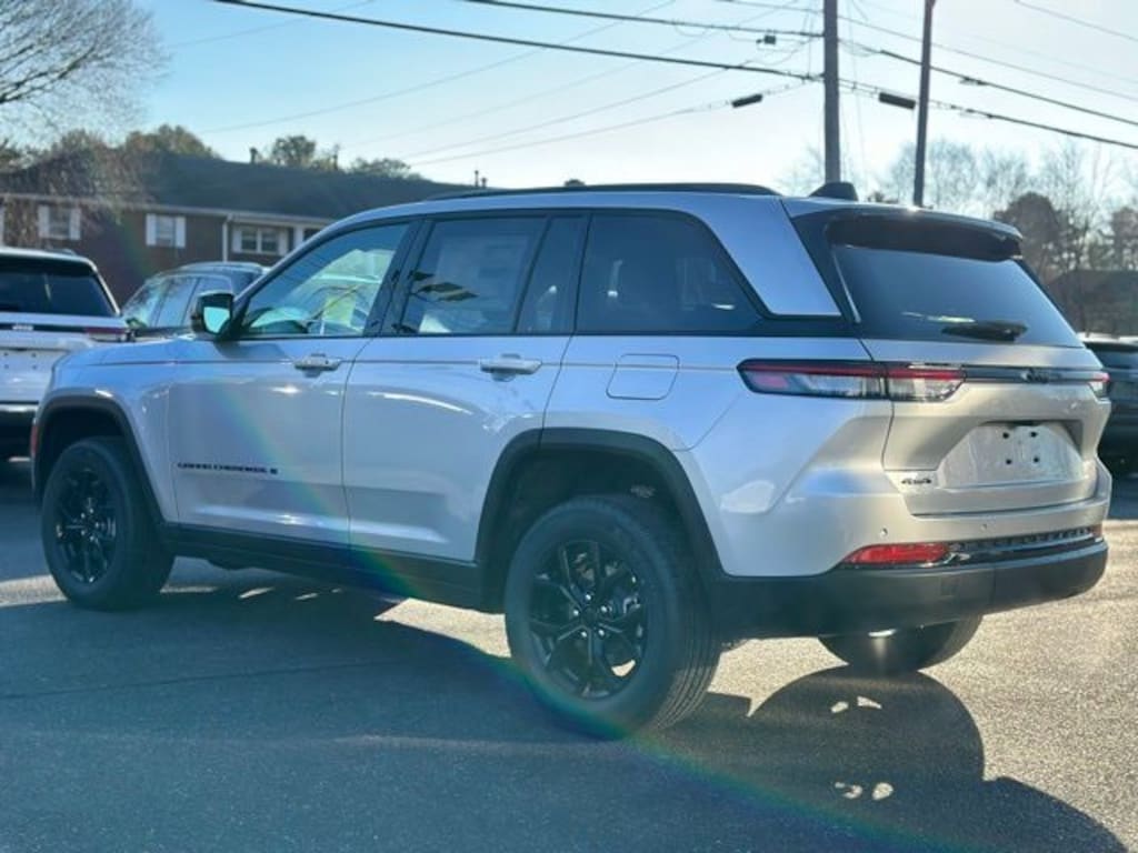 New 2025 Jeep Grand Cherokee ALTITUDE X 4X4 Sport Utility