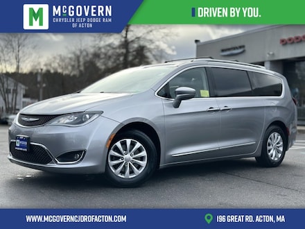 2018 Chrysler Pacifica Touring L Minivan/Van