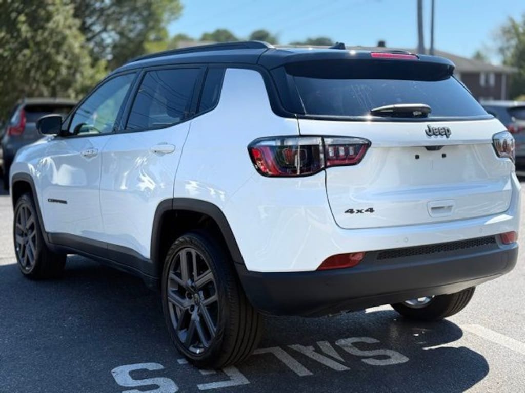 New 2025 Jeep Compass Limited Sport Utility
