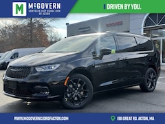 2026 Chrysler Pacifica Select Passenger Van