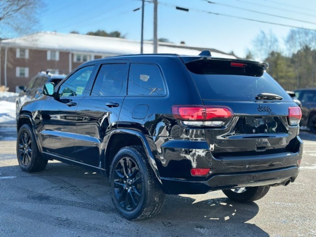 Used 2020 Jeep Grand Cherokee Altitude SUV