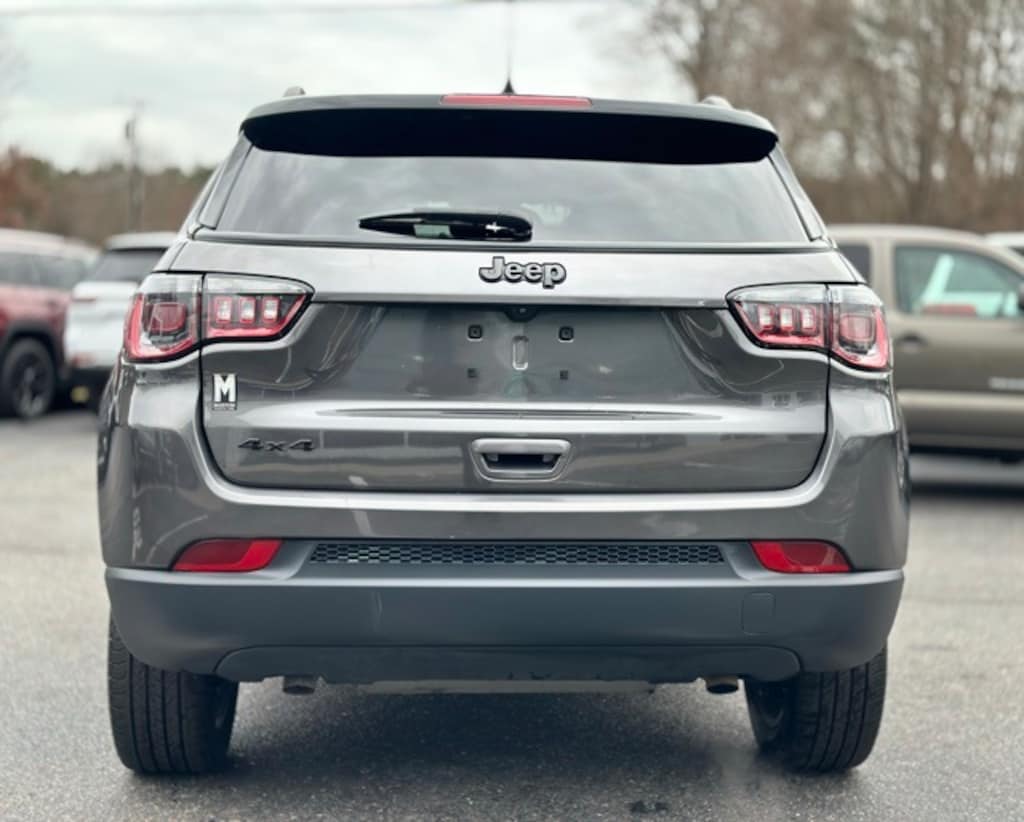 Used 2023 Jeep Compass Altitude SUV