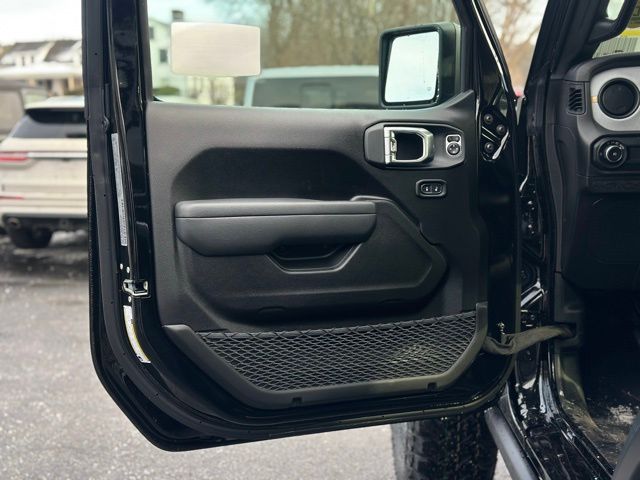 2026 Jeep Wrangler 2-Door Willys - Photo 10