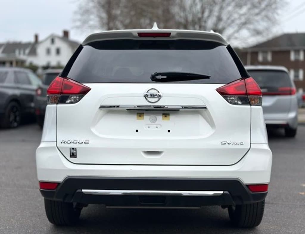 Used 2017 Nissan Rogue SV SUV