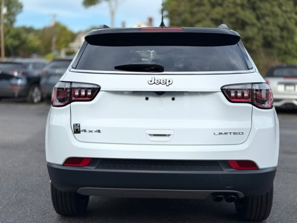 Used 2022 Jeep Compass Limited SUV