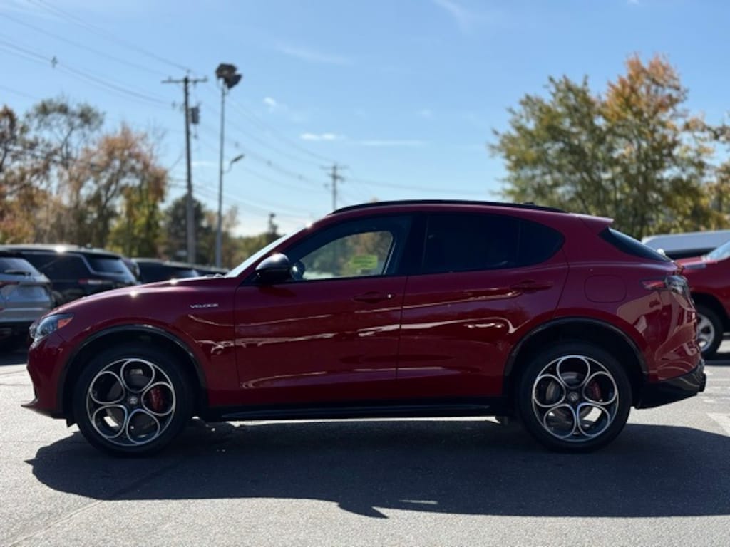 Used 2024 Alfa Romeo Stelvio Veloce SUV