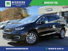 2026 Chrysler Pacifica Select Passenger Van