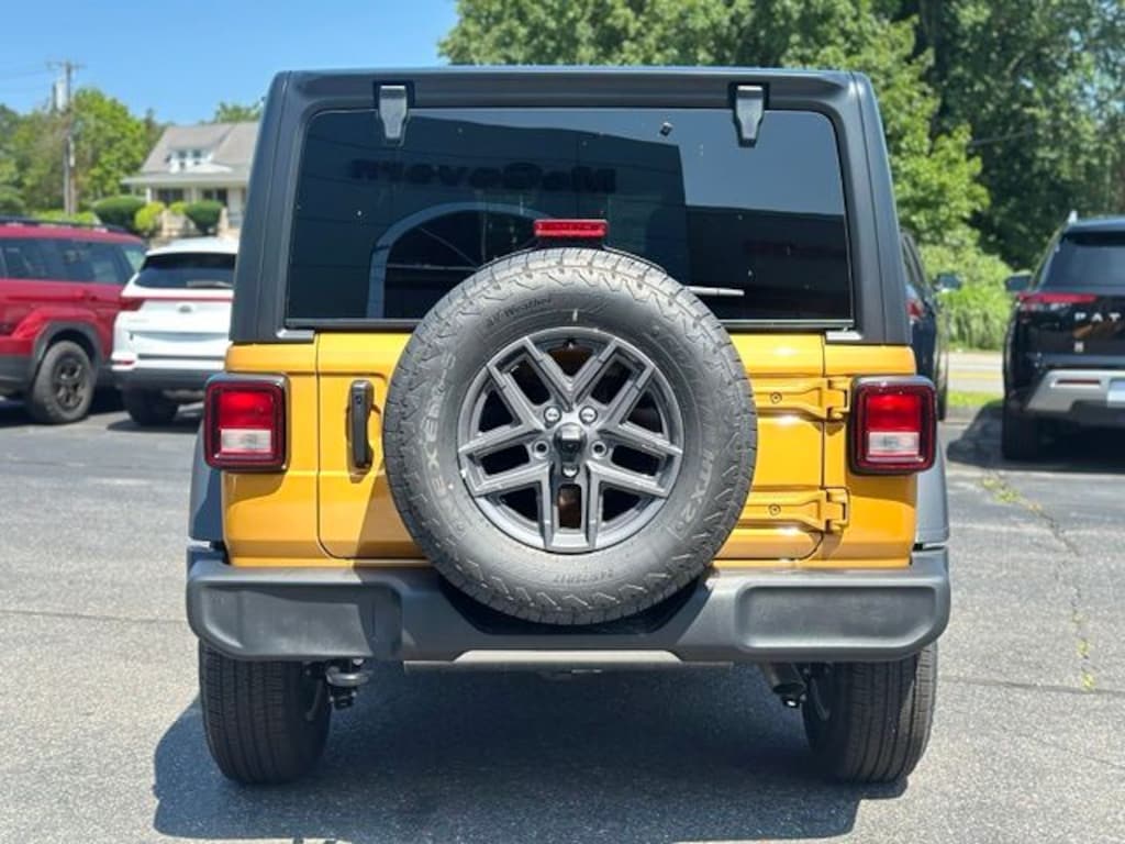 New 2026 Jeep Wrangler Sport S Sport Utility