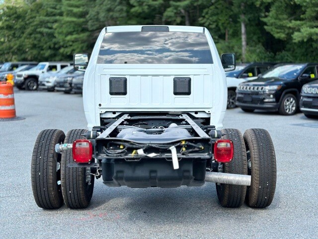 2024 Ram 3500 Tradesman photo 4