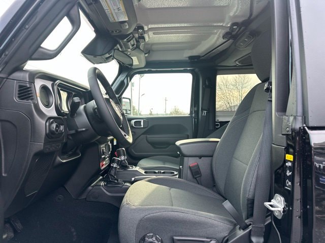 2026 Jeep Wrangler 2-Door Willys - Photo 11
