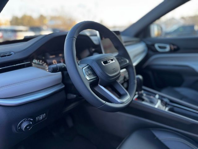2026 Jeep Compass Limited - Photo 16