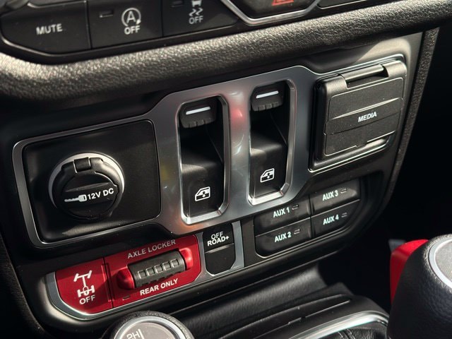 2026 Jeep Wrangler 2-Door Willys - Photo 14