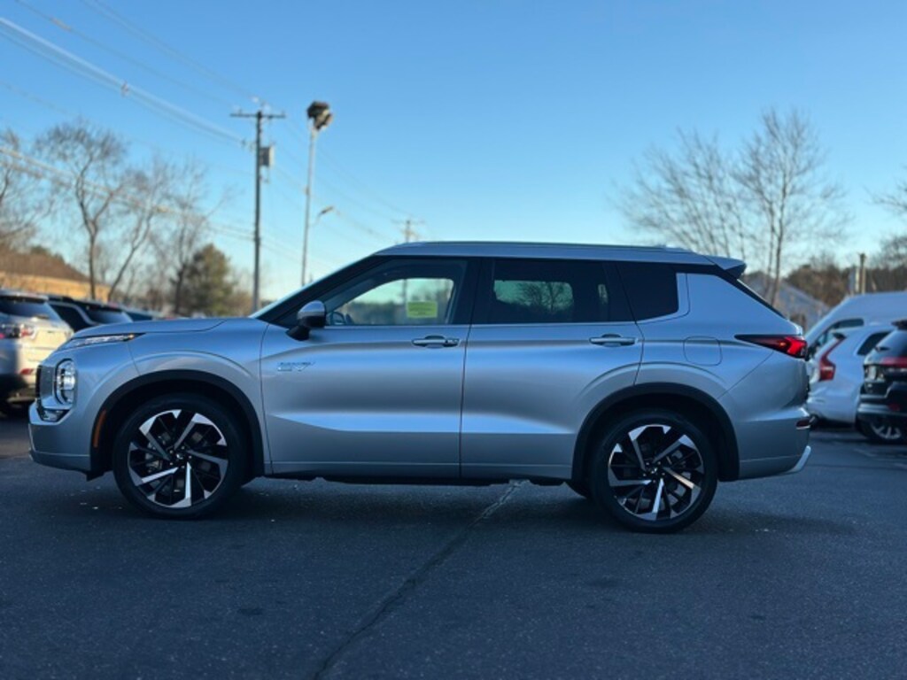 Used 2023 Mitsubishi Outlander Phev SEL SUV
