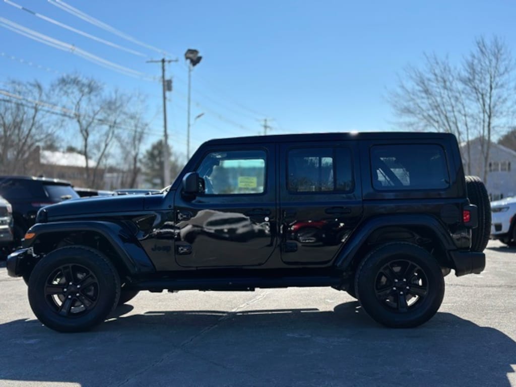Used 2021 Jeep Wrangler Unlimited Sahara Altitude SUV