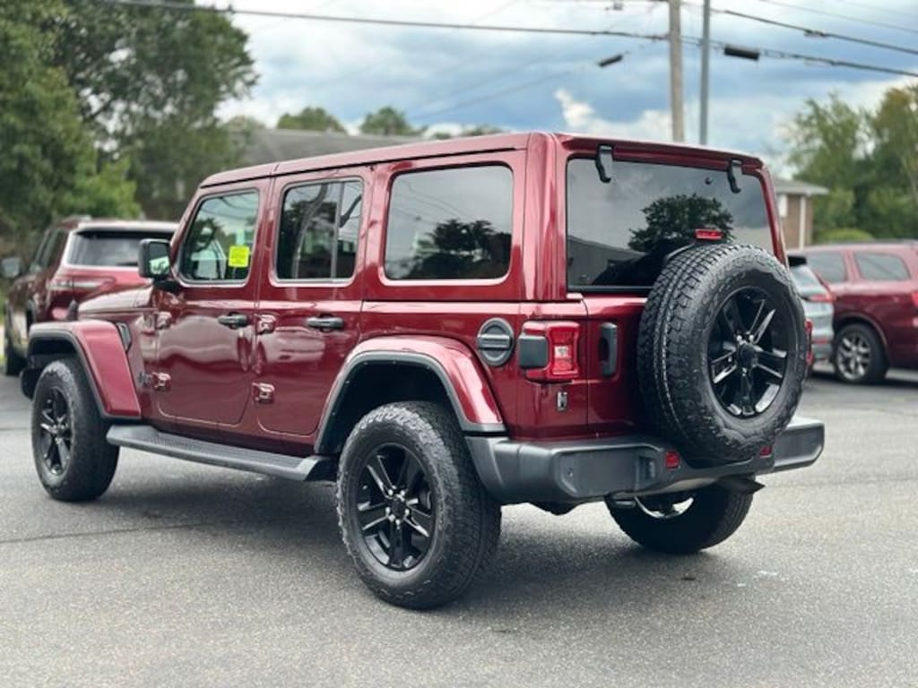 Used 2021 Jeep Wrangler Unlimited Sahara Altitude SUV