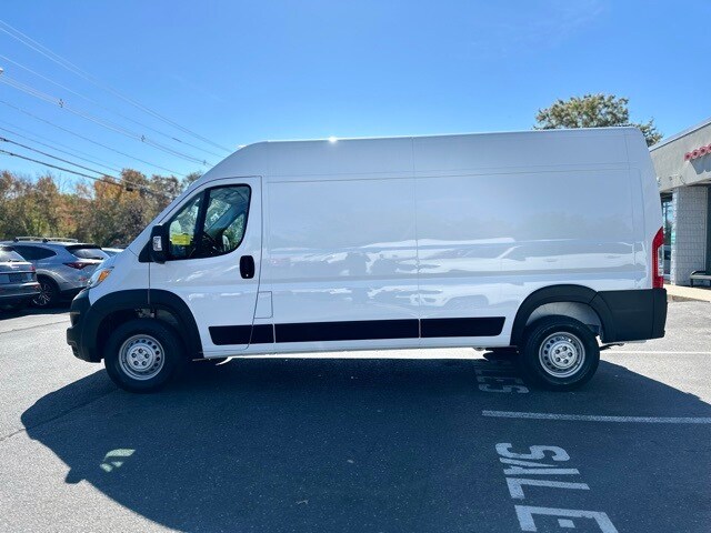 2025 Ram ProMaster 2500 photo 3