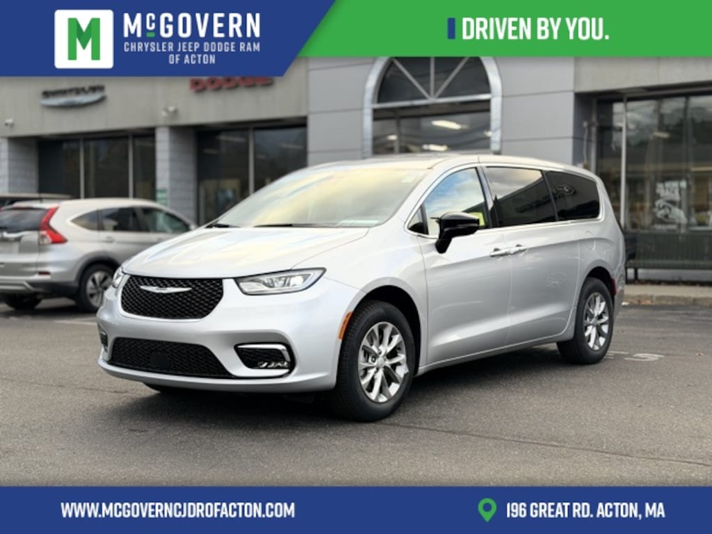 New 2026 Chrysler Pacifica Select Passenger Van
