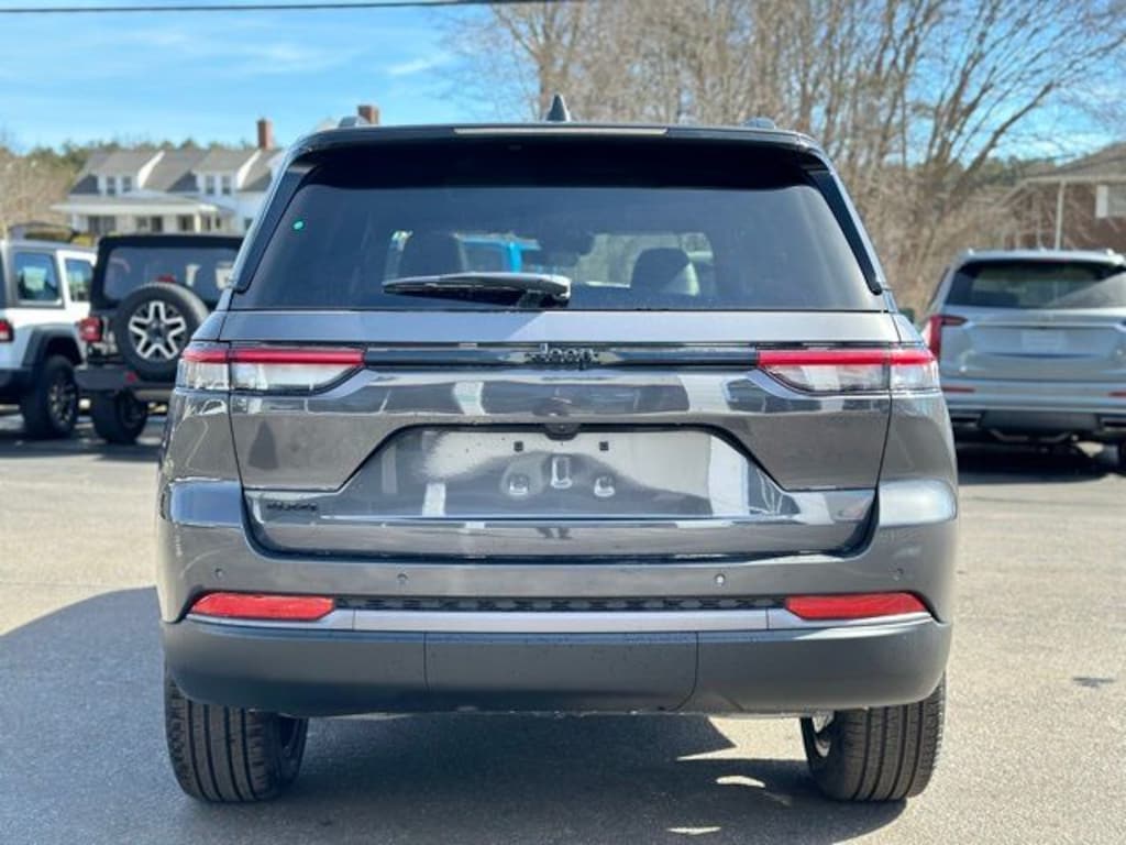 New 2026 Jeep Grand Cherokee Limited Sport Utility