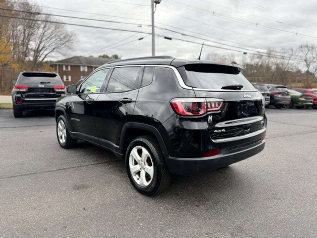 Used 2019 Jeep Compass Latitude SUV