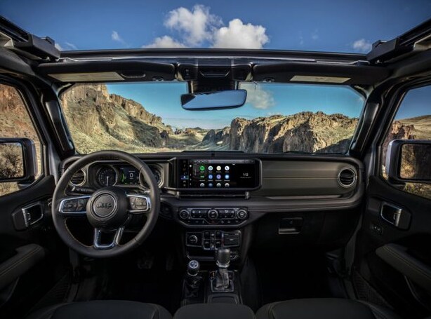Jeep Wrangler 4xe interior and technology