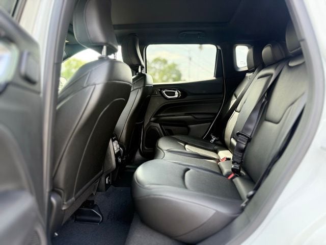 2025 Jeep Compass Limited - Photo 18