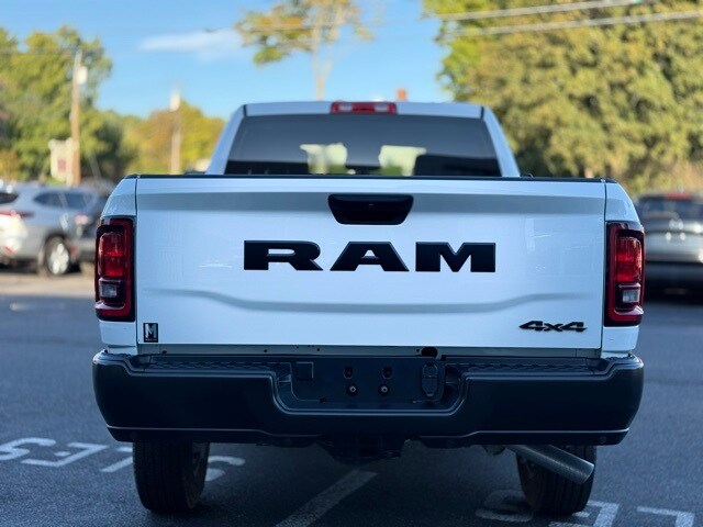 2025 Ram 2500 Tradesman photo 4