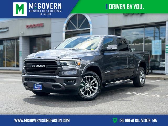 2022 RAM 1500 Laramie 4x4 Crew Cab 5'7's photo