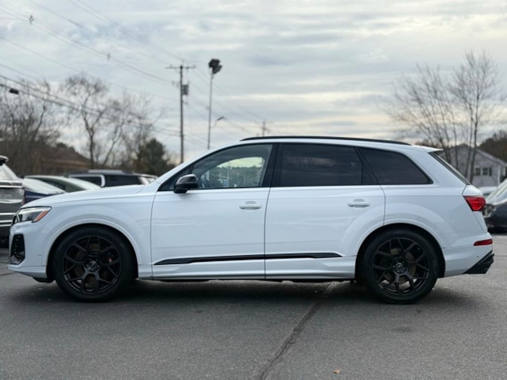 Used 2025 Audi SQ7 Premium Plus SUV