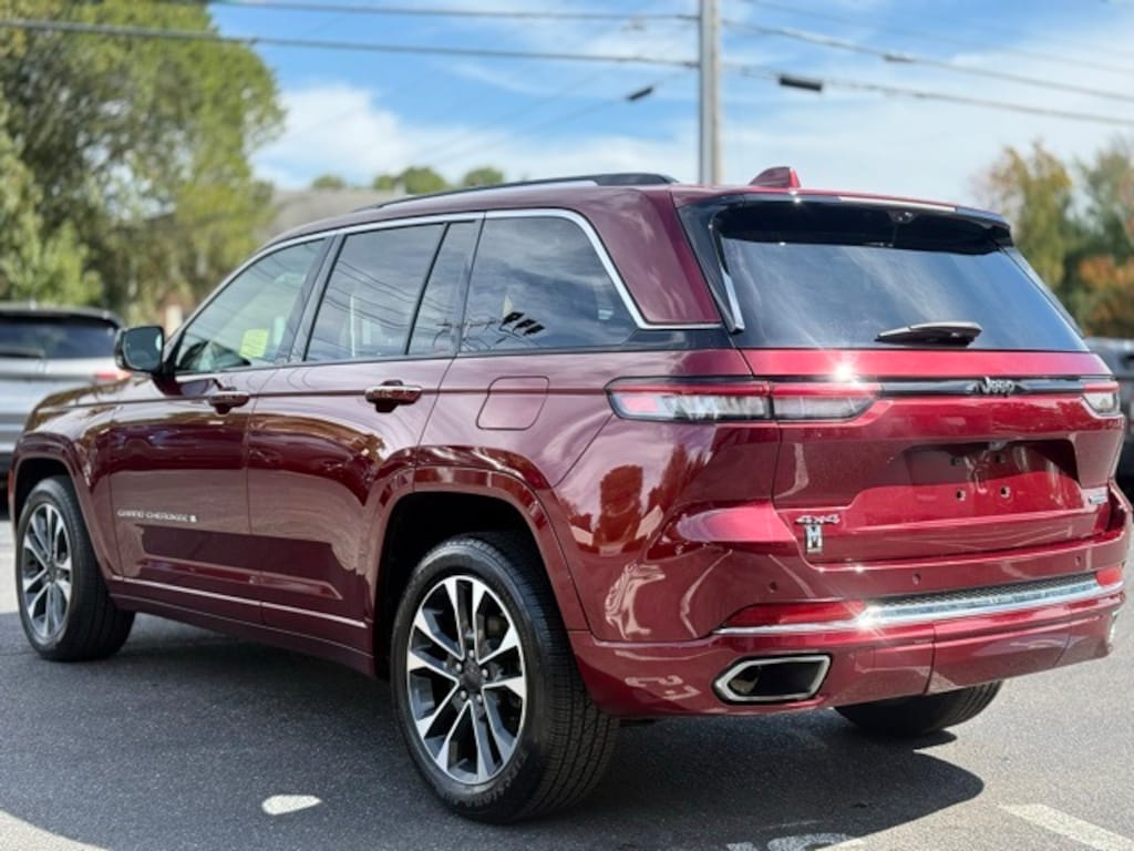 Used 2022 Jeep Grand Cherokee Overland SUV