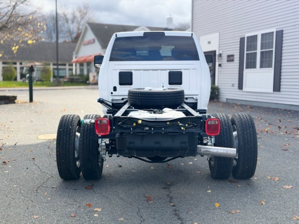 New 2025 Ram 5500HD Tradesman Pickup
