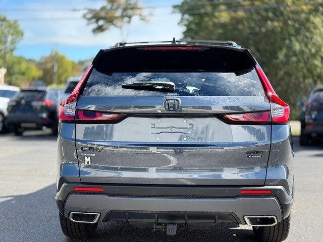 2023 Honda CR-V Hybrid Sport Touring photo 4
