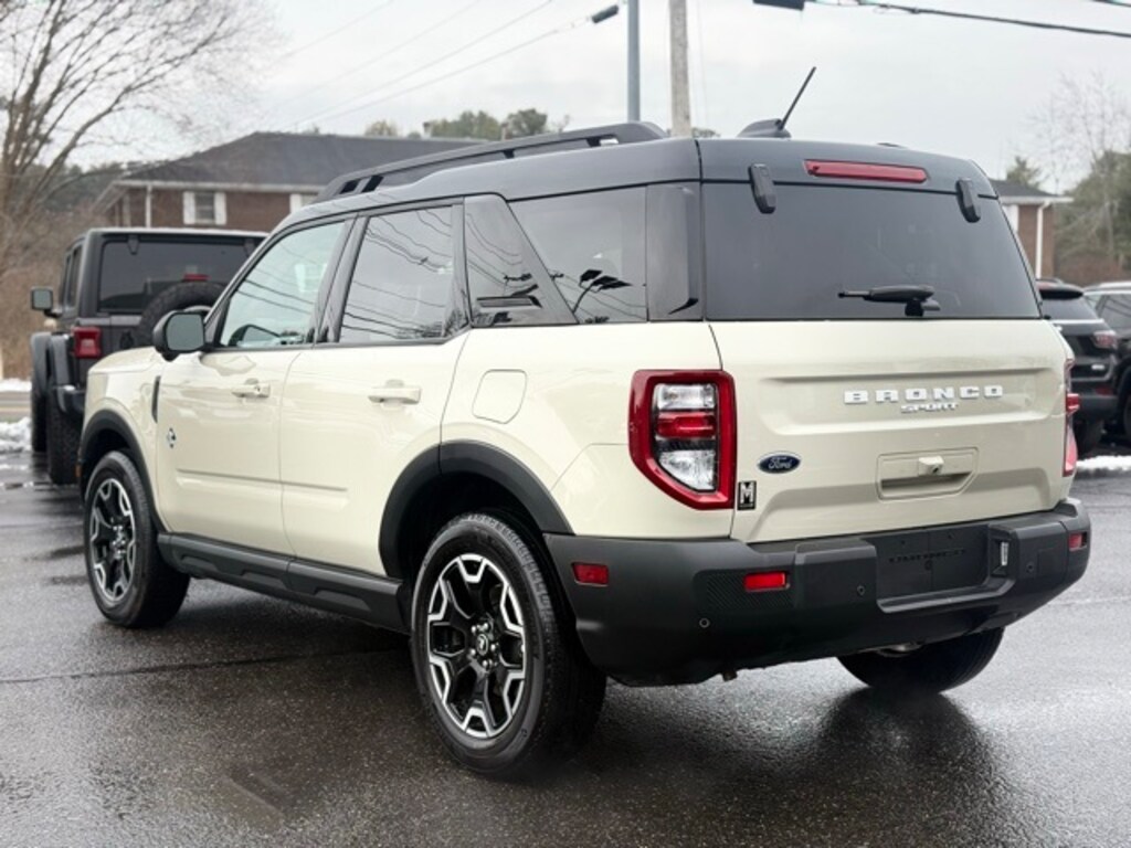 Used 2025 Ford Bronco Sport Outer Banks SUV