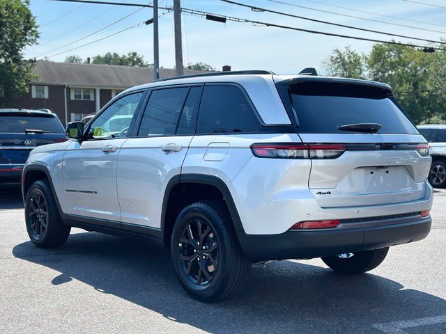 New 2026 Jeep Grand Cherokee Altitude Sport Utility