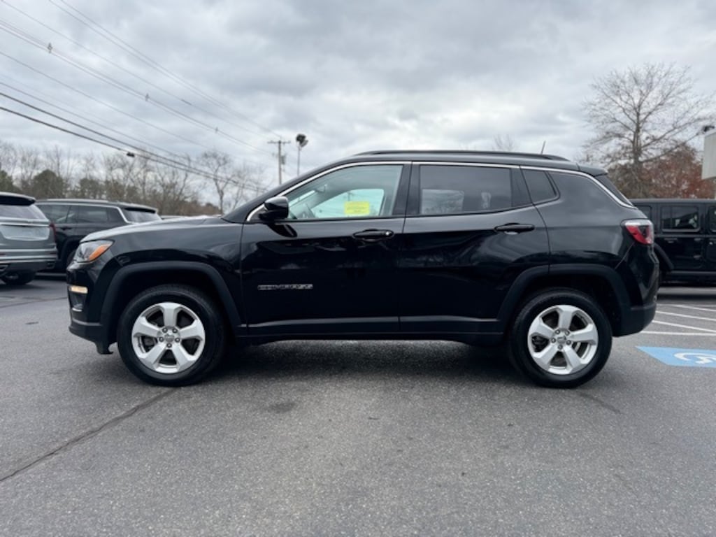 Used 2019 Jeep Compass Latitude SUV