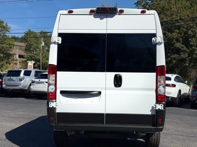 2025 Ram ProMaster 1500 Base Cargo Van photo 4