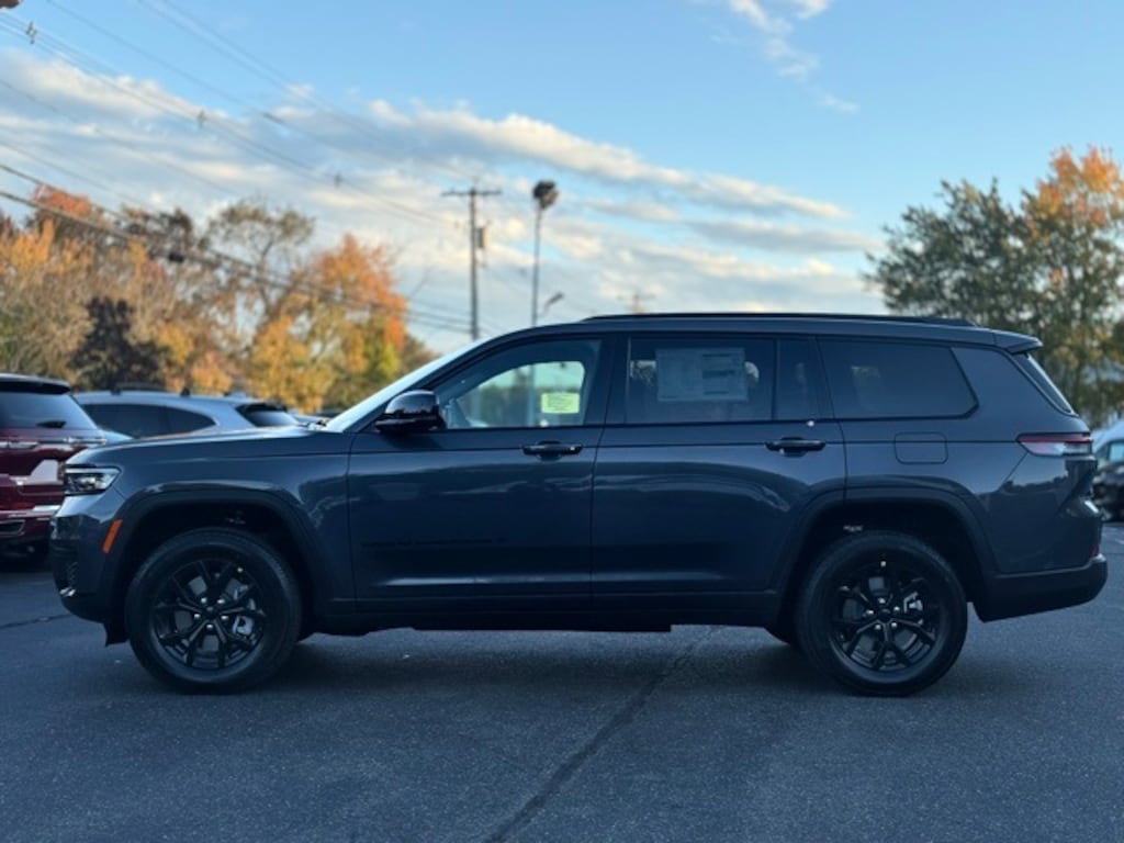 New 2025 Jeep Grand Cherokee L Altitude X Sport Utility