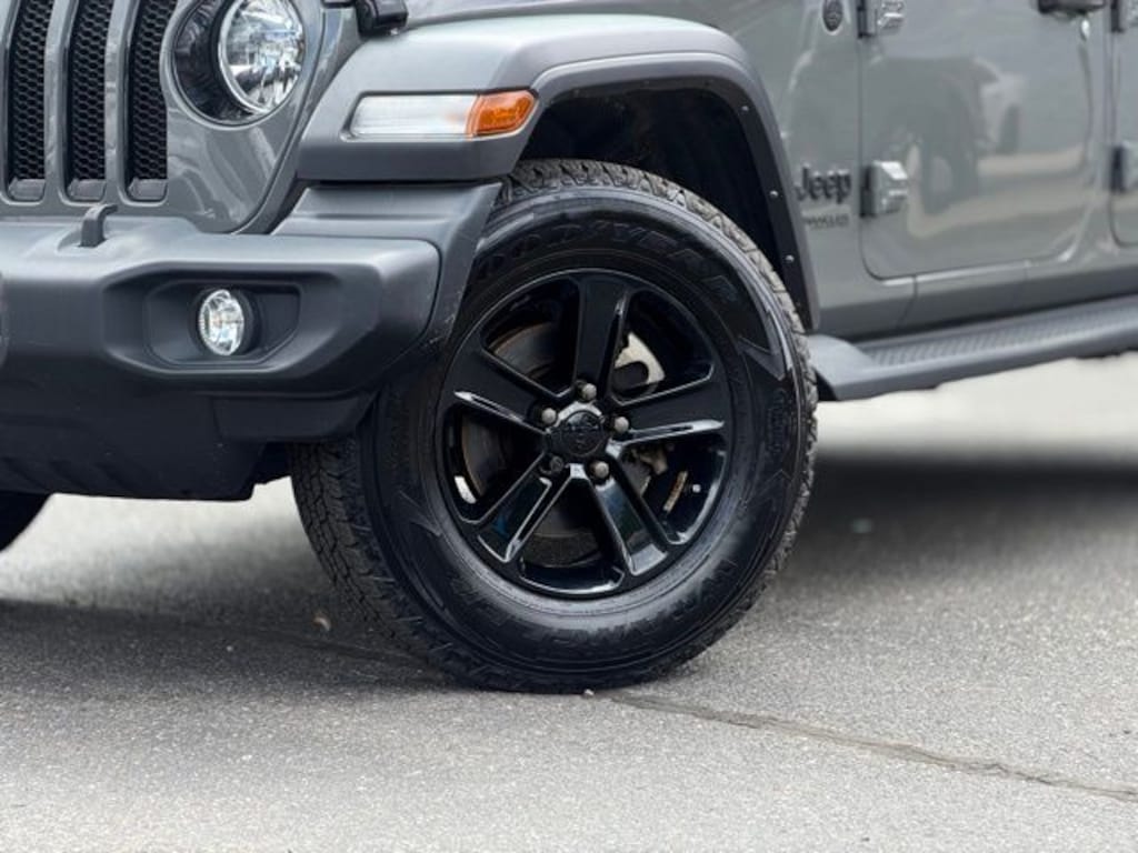 Used 2022 Jeep Wrangler Unlimited Sport Altitude SUV
