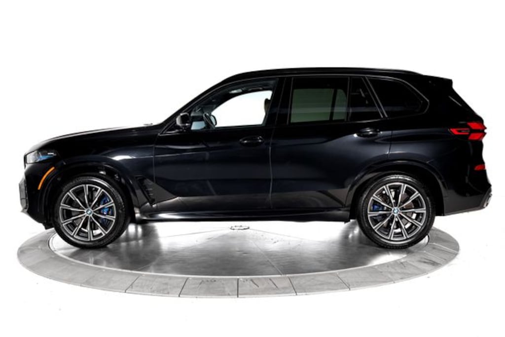 Used 2025 BMW X5 M60i SUV