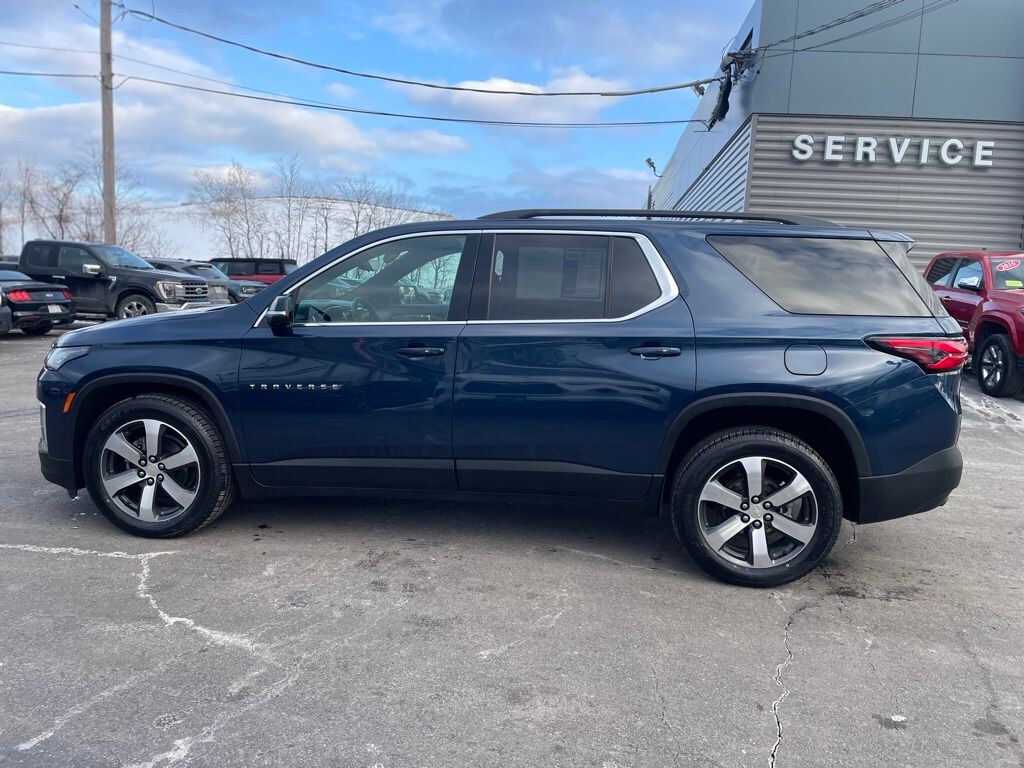 Used 2023 Chevrolet Traverse LT Leather SUV