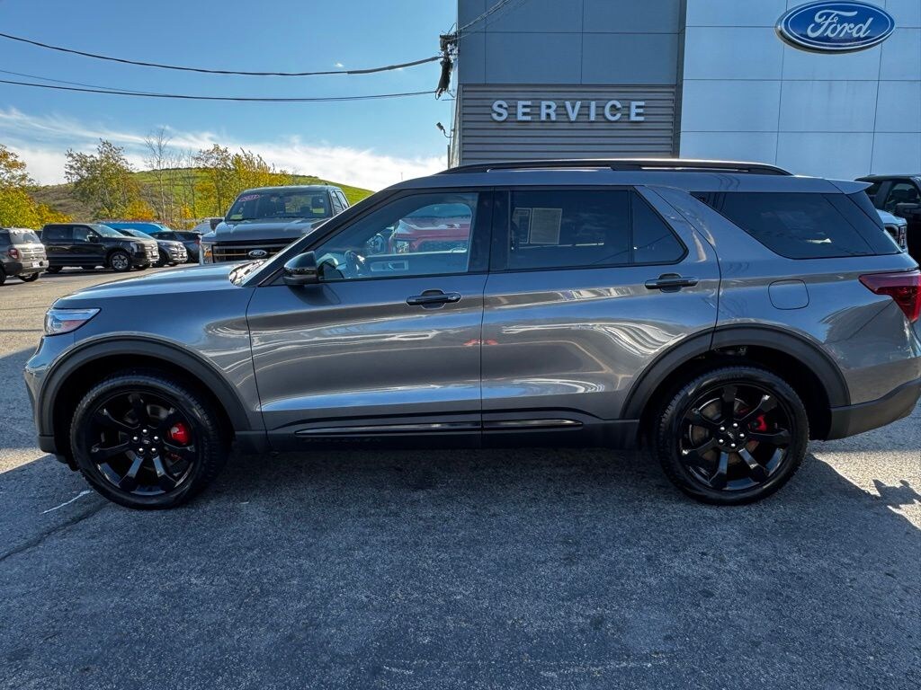 Used 2024 Ford Explorer ST SUV
