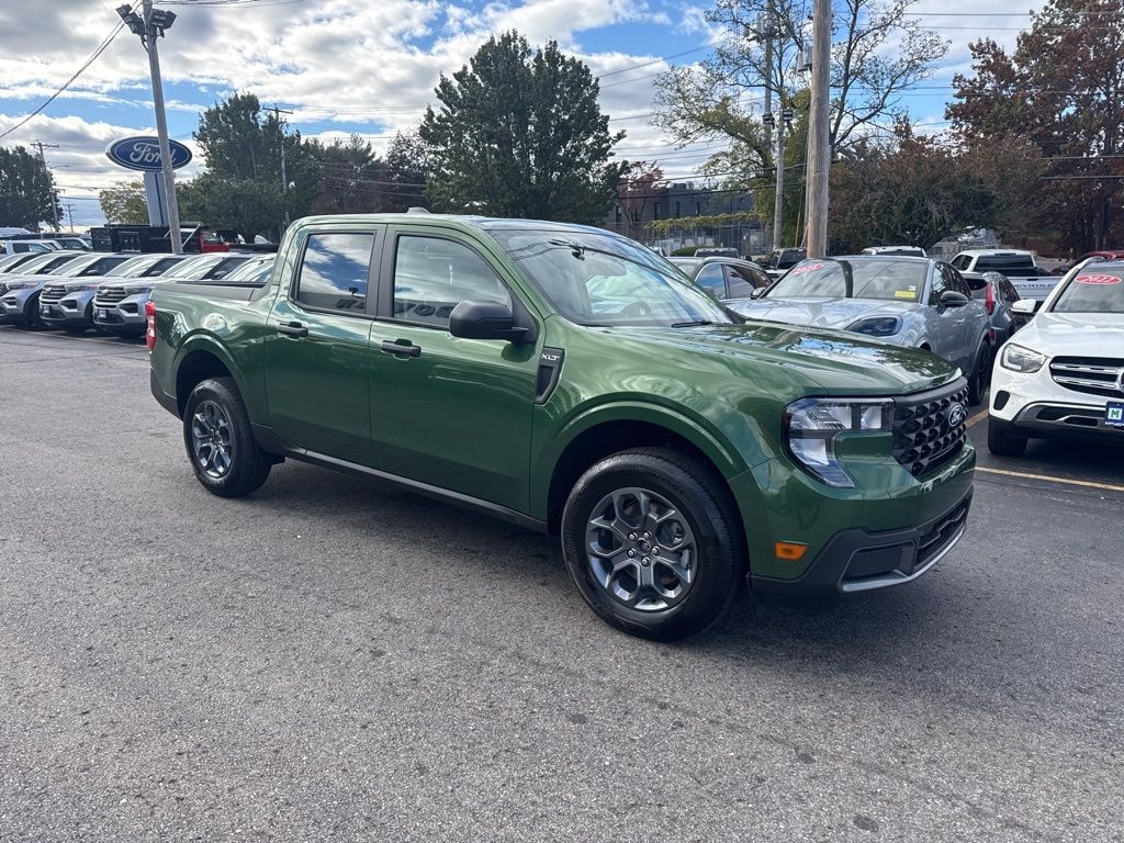 New 2025 Ford Maverick XLT Truck