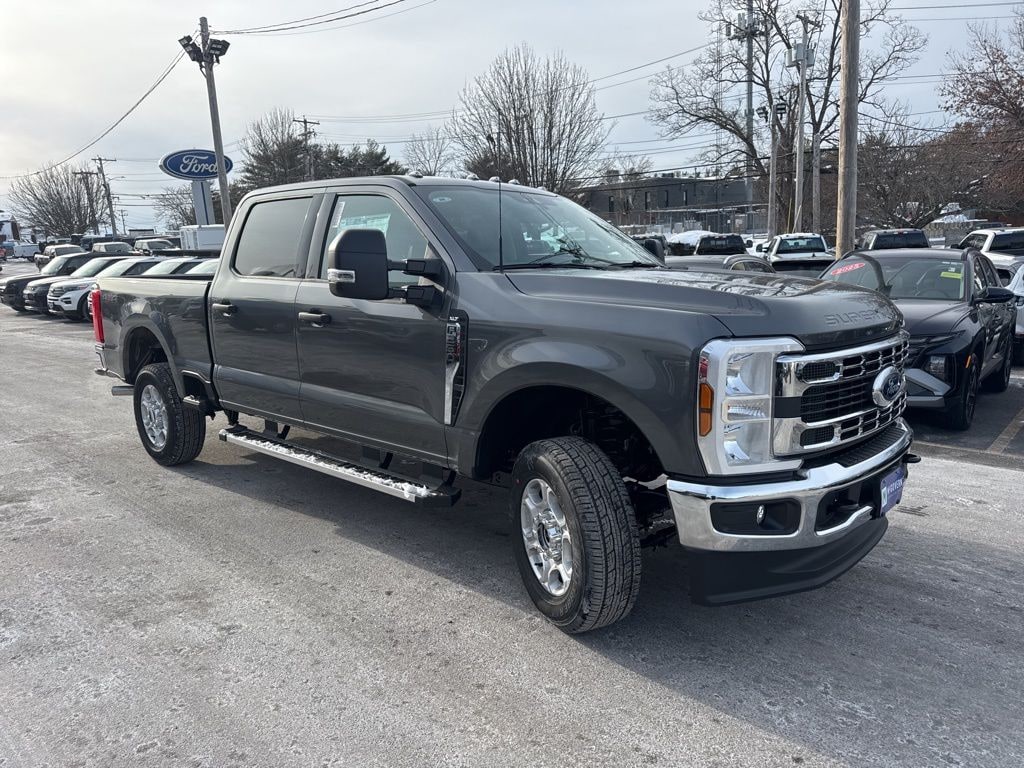 New 2026 Ford F-250 Crew Cab XLT Truck