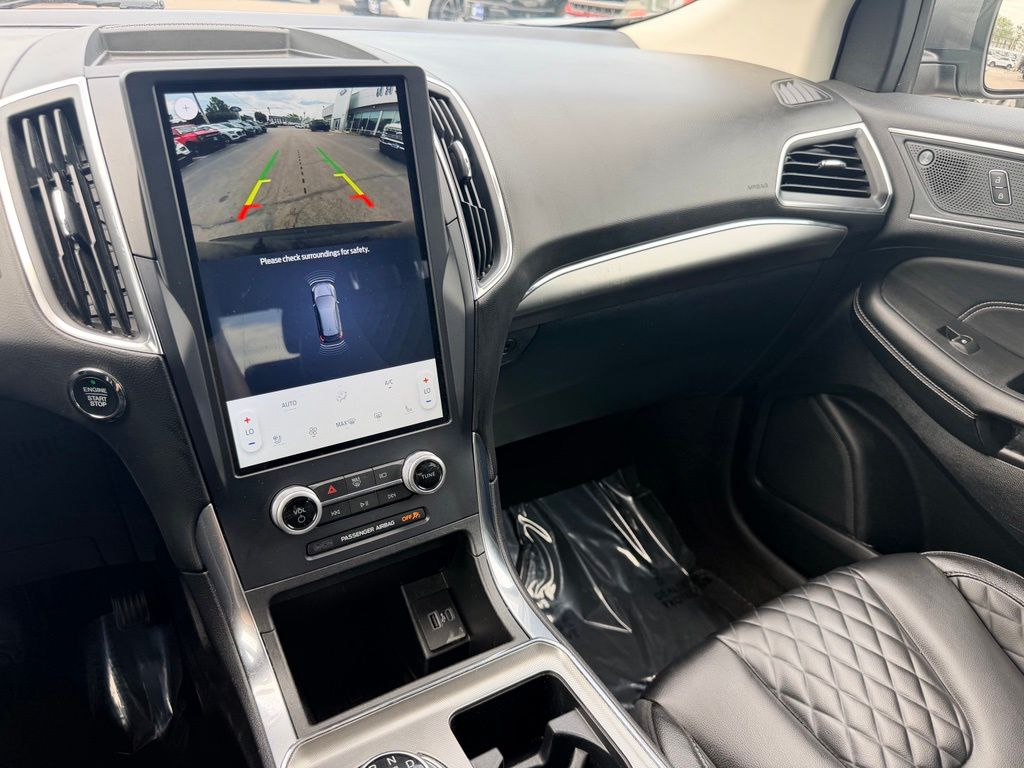 2023 Ford Edge Titanium - Photo 20