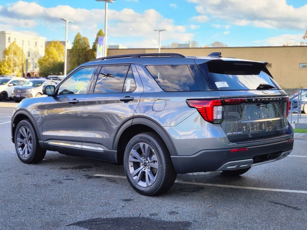 New 2025 Ford Explorer Active SUV