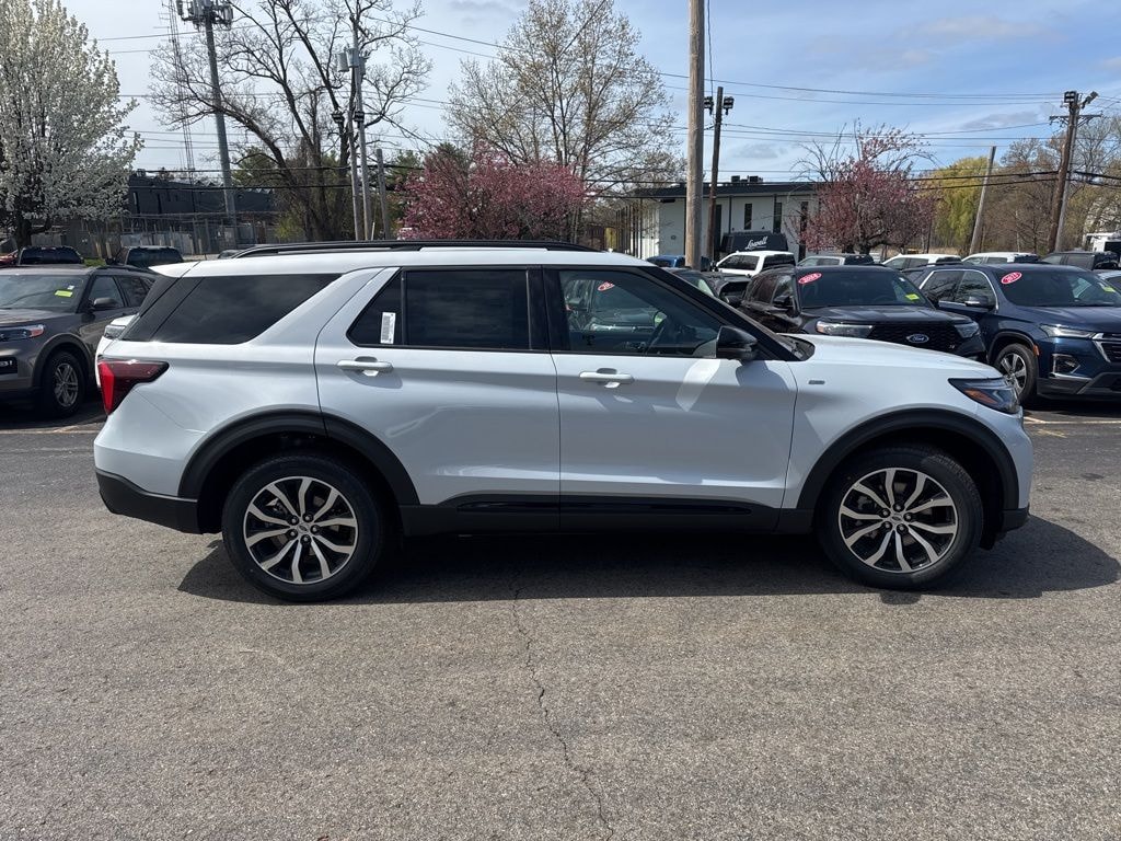 New 2026 Ford Explorer ST-Line SUV