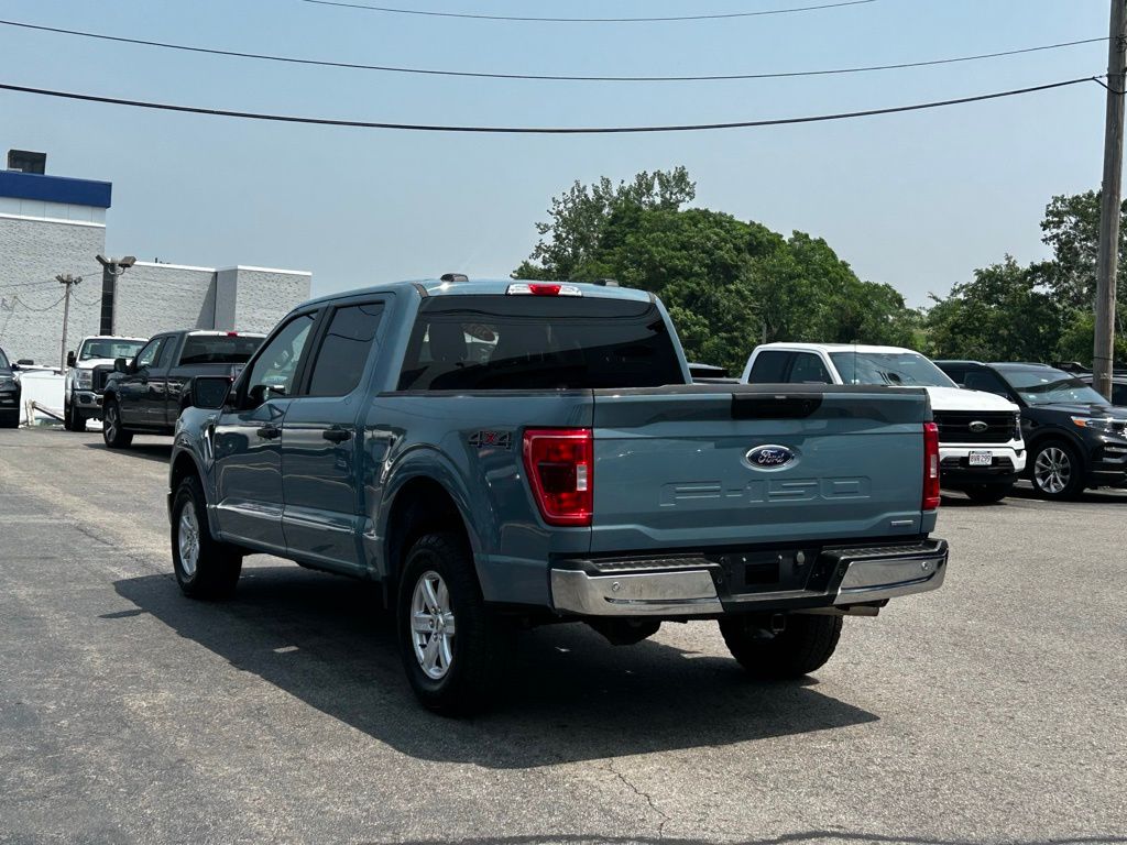 2023 Ford F-150 XLT photo 3